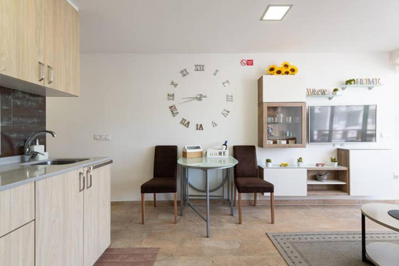 Appartement And Functional *
